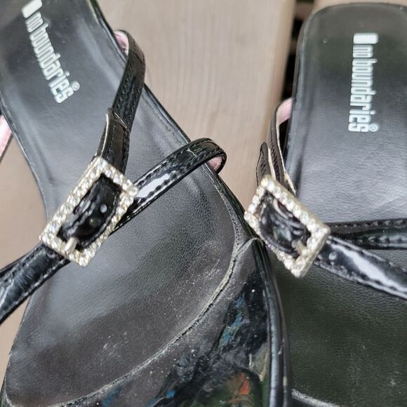 Vintage 90s Y2K Black Faux Leather Rhinestone Rachel Green Kitten Heel Sandals - Picture 6 of 9